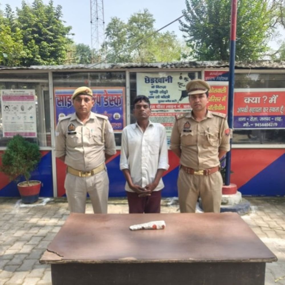 नुकीले सूजों से घोंपकर की थी ताऊ की हत्या:पुलिस ने आरोपी भतीजे को किया गिरफ्तार, 2 सूजे बरामद; शराब के लिए पैसे नहीं देने पर बनाया था प्लान