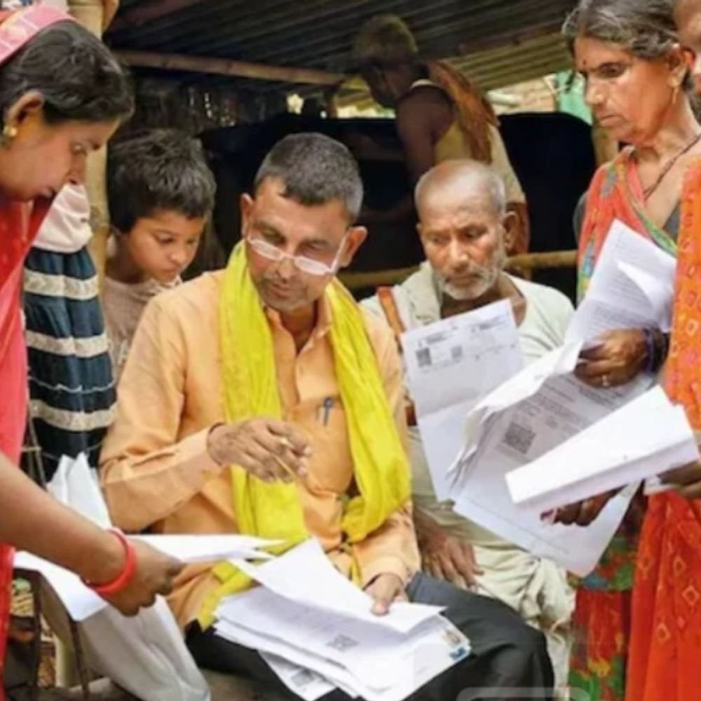 चुनाव आयोग फॉर्म 6, 7,8 में बदलाव नहीं कर सकता:दिल्ली SIR पर सुप्रीम कोर्ट; पूछा- दोबारा नाम जुड़वाने के लिए Form-6 क्यों भरें
