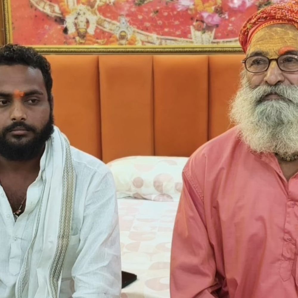 महिला श्रद्धालु से 3 करोड़ ठगी की निष्पक्ष जांच हो:आरोपों पर हनुमानगढ़ी के संत विवेकानंद दास बोले- दोषी हूं तो कड़ी सजा मिले