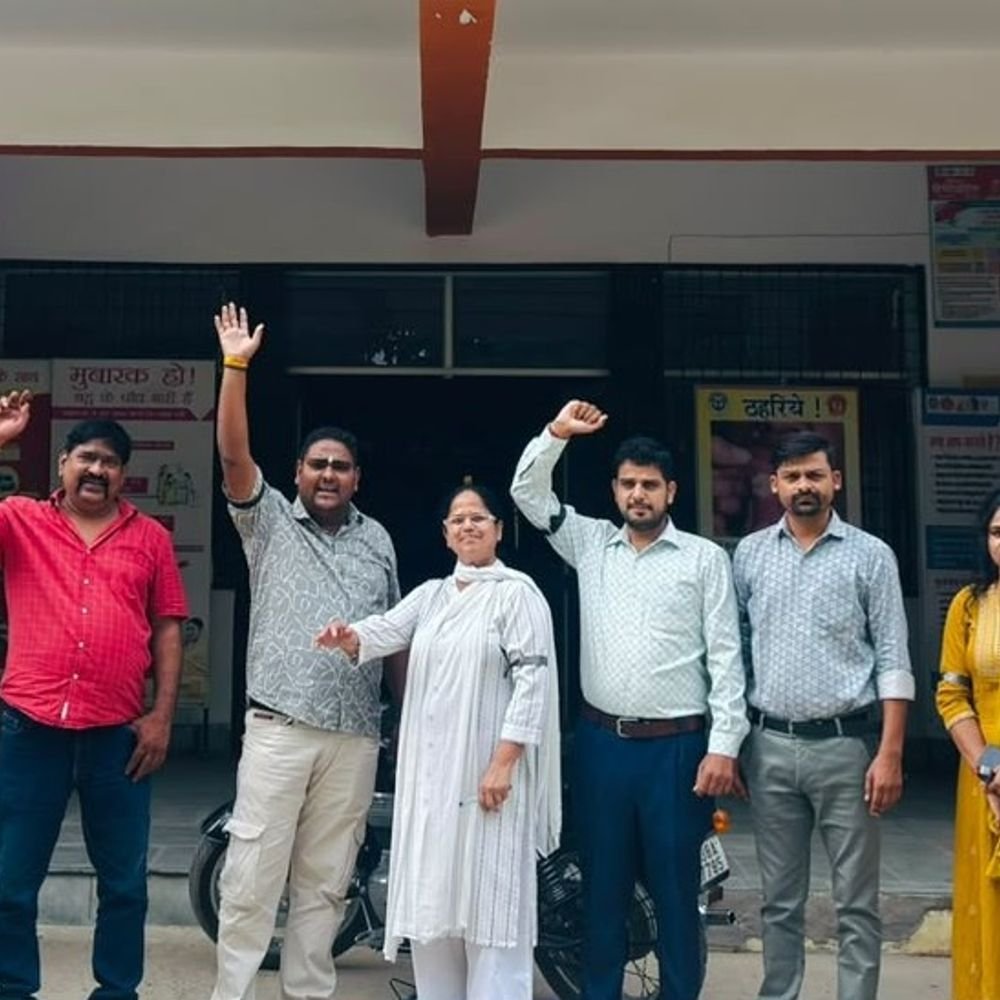 संभल में NHM कर्मचारियों का आंदोलन शुरू:समान कार्य-समान वेतन और नियमितीकरण की मांग, 12 अक्टूबर को लखनऊ में प्रदर्शन