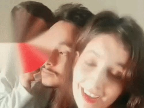 फांसी की सजा के बाद सामने आया सौरभ-मुस्कान का वीडियो:नीला ड्रम हत्याकांड में सजा के बाद सोशल मीडिया पर चर्चा में आया वीडियो