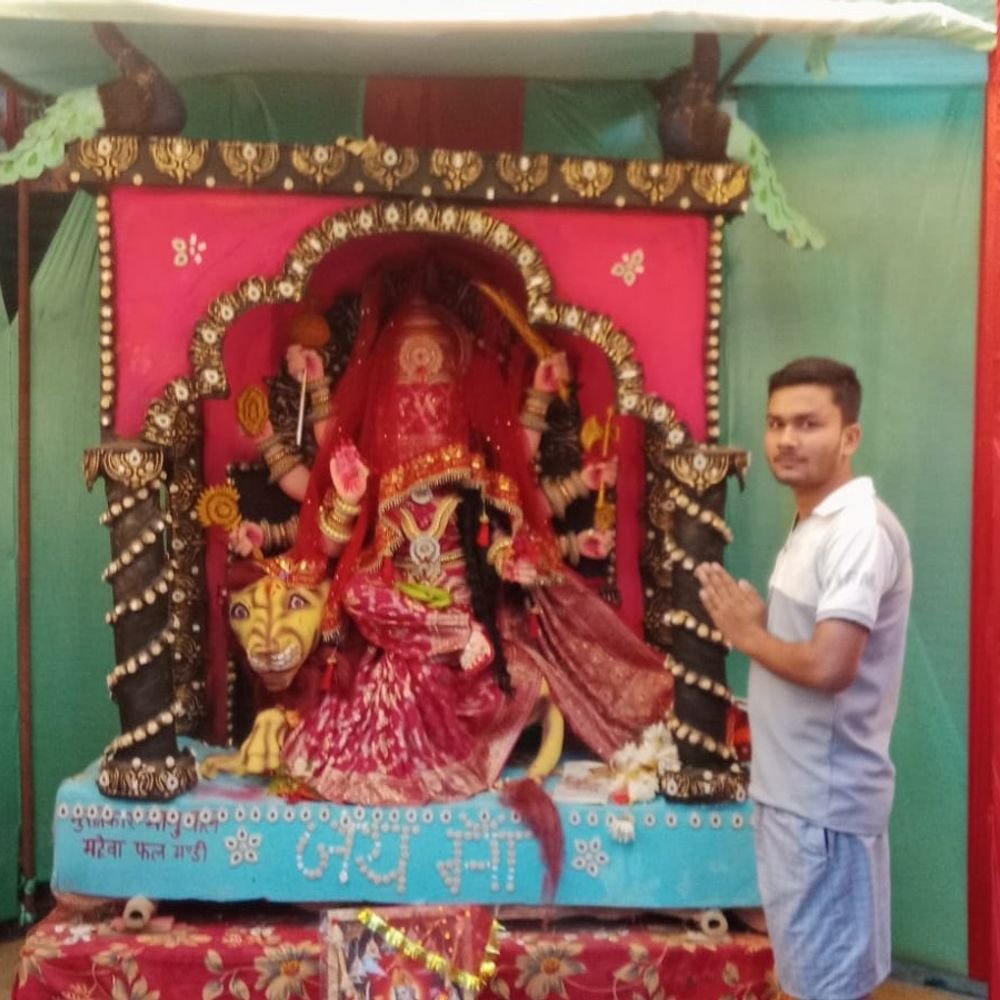नवरात्र पर सजे दुर्गा पूजा पंडाल:डोहरिया बाजार समेत गांवों में मां दुर्गा की प्रतिमाएं स्थापित, सप्तमी से होंगे दर्शन