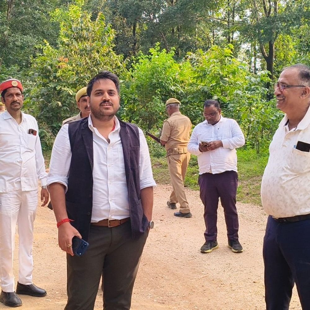 सोनभद्र में 290.50 करोड़ से बनेंगी 13 सड़कें:औद्योगिक विकास को मिलेगी रफ्तार, चुर्क सीमेंट फैक्ट्री तक भारी वाहनों की राह आसान होगी