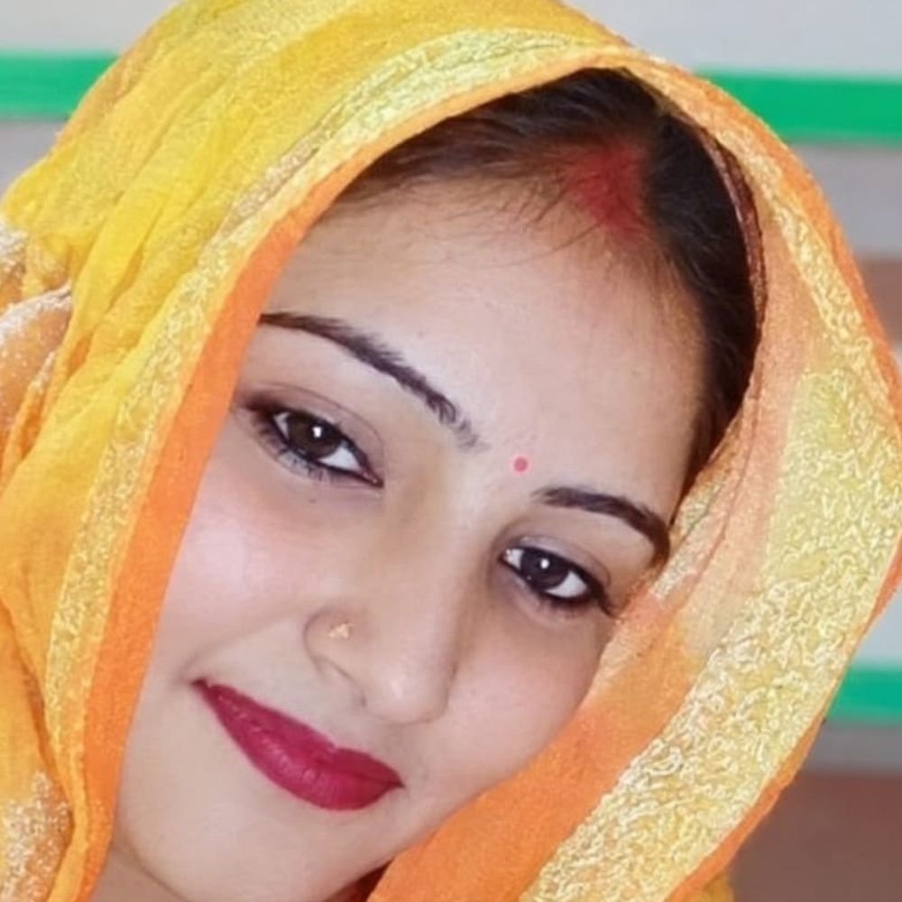 फर्रुखाबाद में करवाचौथ के दिन विवाहिता की मौत:खाना बनाने को लेकर सास से हुई थी कहासुनी, कमरे में फंदे पर लटकी मिली