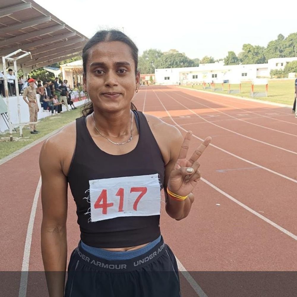 पुलिस एथलेटिक्स प्रतियोगिता में दो नए रिकॉर्ड बने:लखनऊ में दूसरे दिन ट्रैक और साइकिलिंग कॉम्पिटिशन; मेरठ और वाराणसी के खिलाड़ियों ने पदक जीते