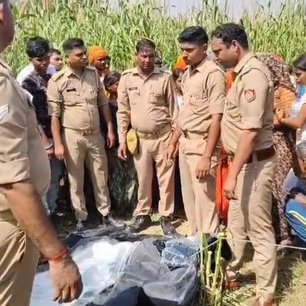 फिरोजाबाद में 12 साल के बच्चे की संदिग्ध मौत:शव बाजरे के खेत में मिला; शाम से था लापता, परिजनों ने हत्या की आशंका जताई