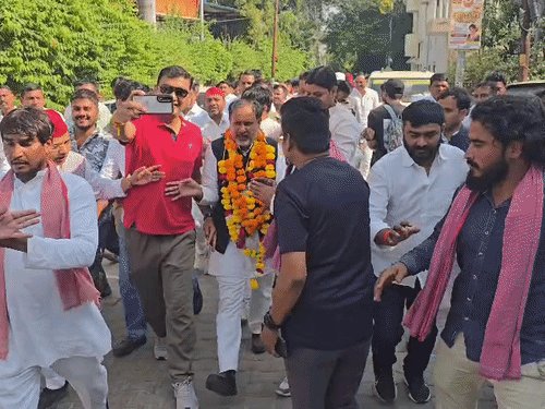 डॉ. मानसिंह यादव बोले- भाजपा की साजिश की हार हुई:झांसी में कहा- सेमीफाइनल जीते, मतदाता ने 2027 के फाइनल का रास्ता दिखाया