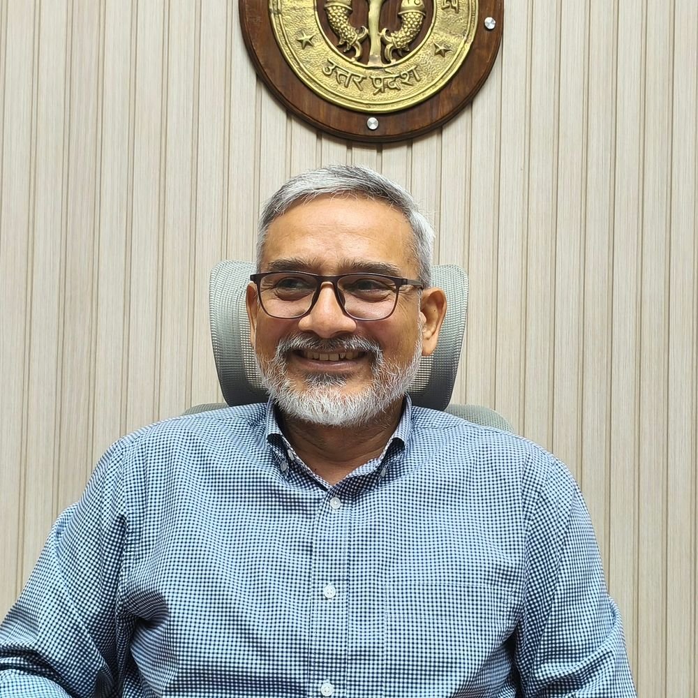 यूपी बोर्ड परीक्षा-2027 के केंद्र 22 अक्टूबर तक होंगे फाइनल:52 लाख से ज्यादा छात्र पंजीकृत; 5 फरवरी से शुरू होंगी हाईस्कूल और इंटर की परीक्षाएं