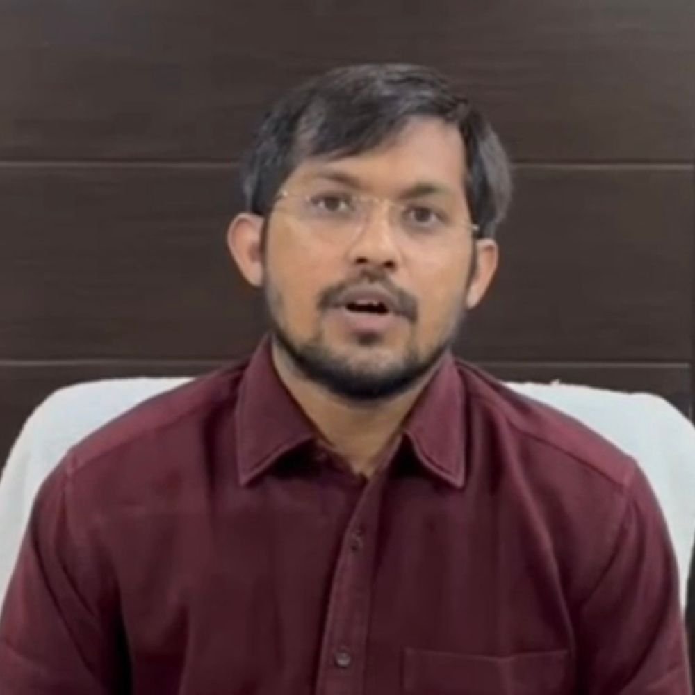 चंदौली में 30 अक्टूबर को तेज हवा-बारिश का अलर्ट:सुरक्षा एडवाइजरी जारी; आपदा कंट्रोल रूम 24 घंटे एक्टिव, मदद के लिए नंबर जारी