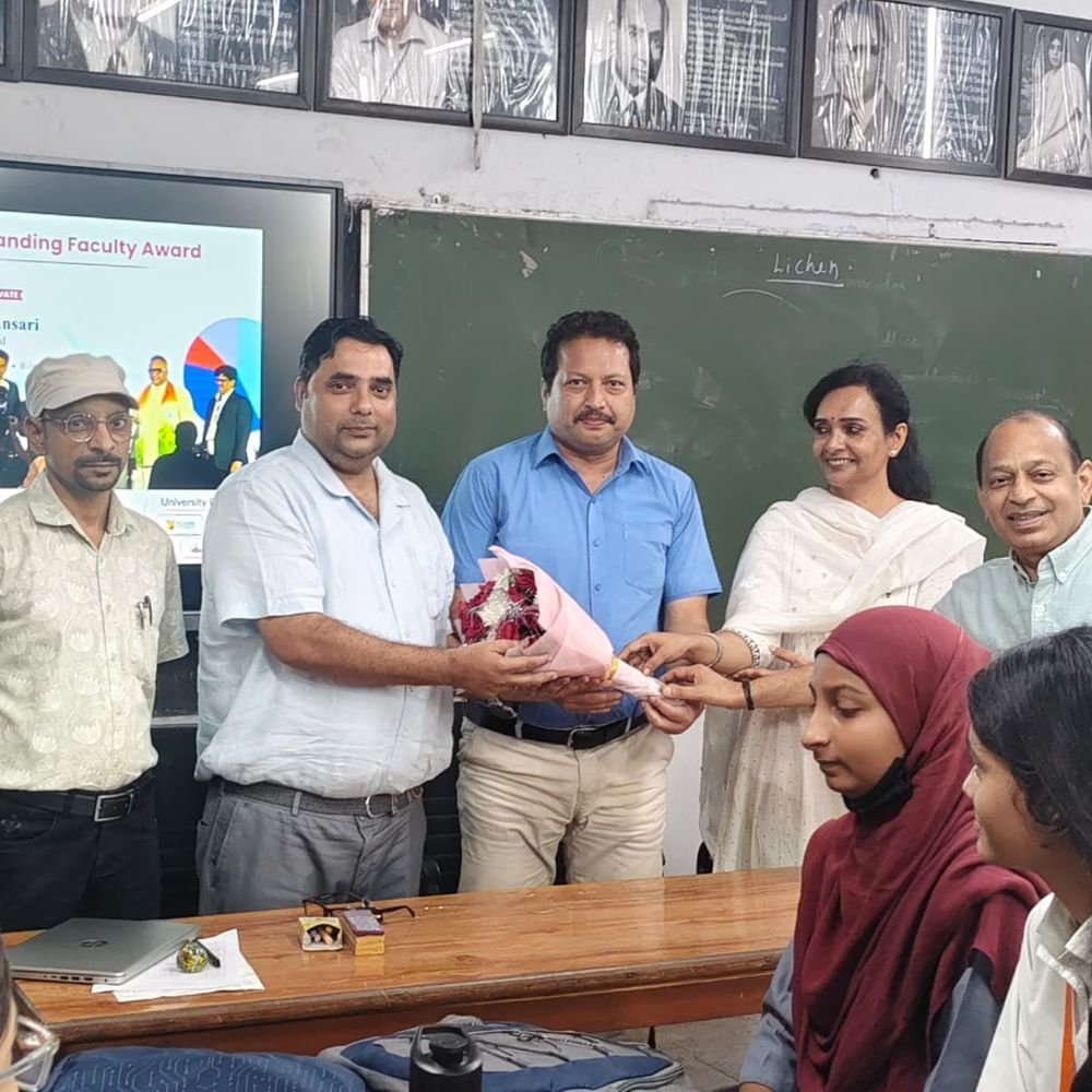 डॉ. जावेद अंसारी को मिला राष्ट्रीय रिसर्च अवॉर्ड:हिंदू कॉलेज मुरादाबाद के सहायक आचार्य को बहुविषयक शोध में सम्मान