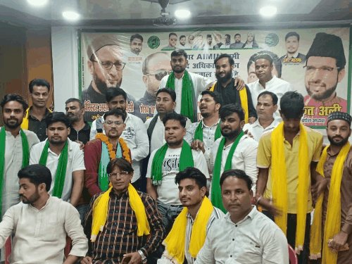 कानपुर की 7 विधानसभा सीटों पर AIMIM लड़ेगी चुनाव:नगर अध्यक्ष बोले- गठबंधन होने पर सहयोगी दलों के उम्मीदवारों के साथ पार्टी रहेगी
