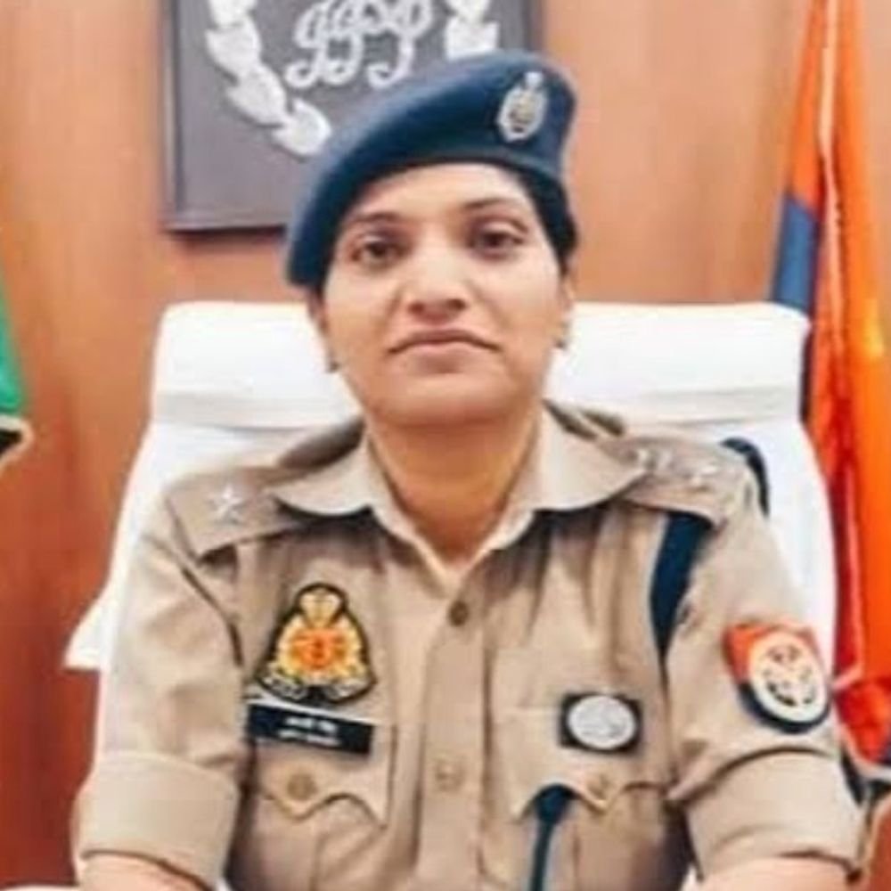 राजेपुर थाने के SI और 8 सिपाही लाइन हाजिर:एसपी आरती सिंह ने लिया एक्शन, कानून व्यवस्था दुरुस्त करने के लिए की कार्रवाई
