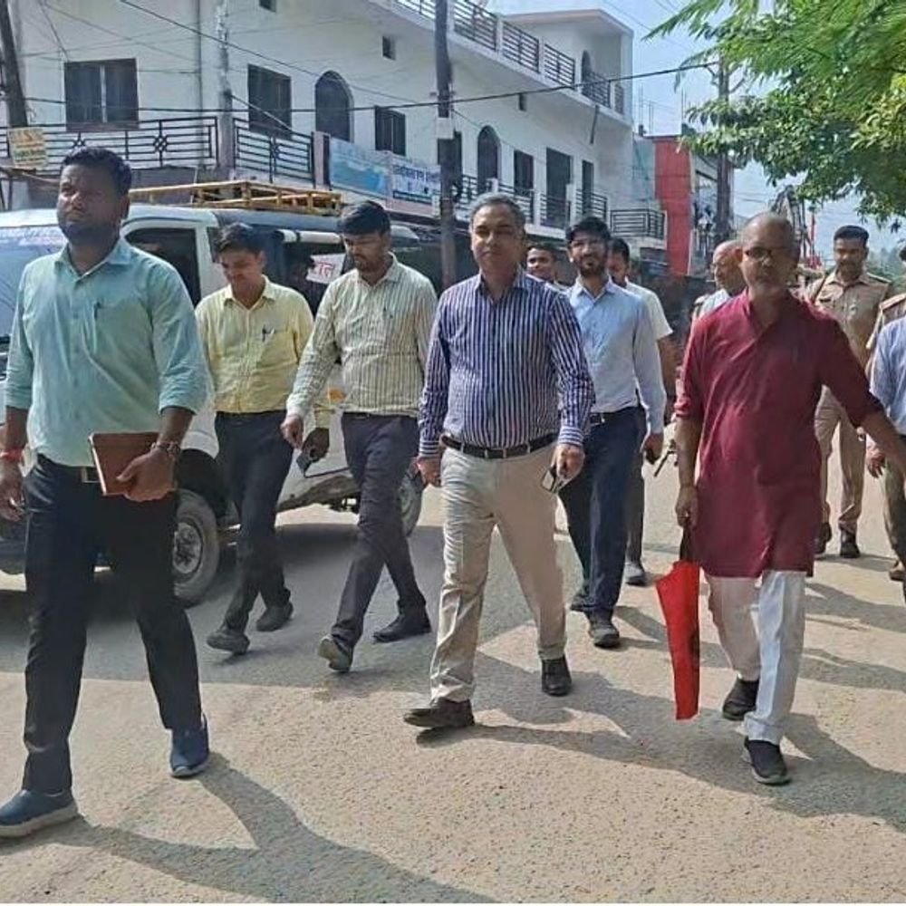 देवरिया नगर पालिका के कामकाज की जांच पूरी, खंगाले रिकॉर्ड:लखनऊ लौटी लोकायुक्त टीम, सड़क-नाला व अलाव खर्च भी देखा