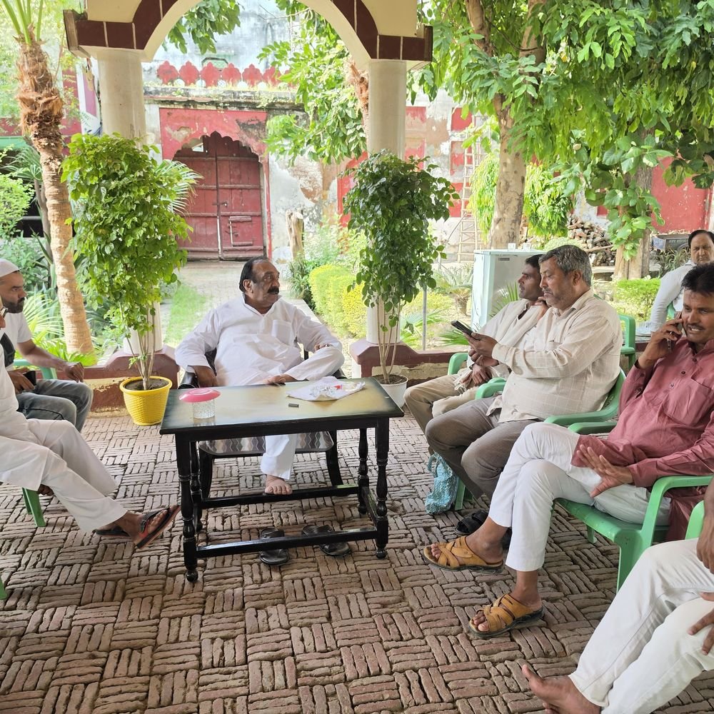 सपा विधायक बोले- मुस्लिम समाज बीजेपी को हारना चाहता है:संभल में इकबाल महमूद गठबंधन पर कहा- सीटों से ज्यादा भाजपा को हराना जरूरी