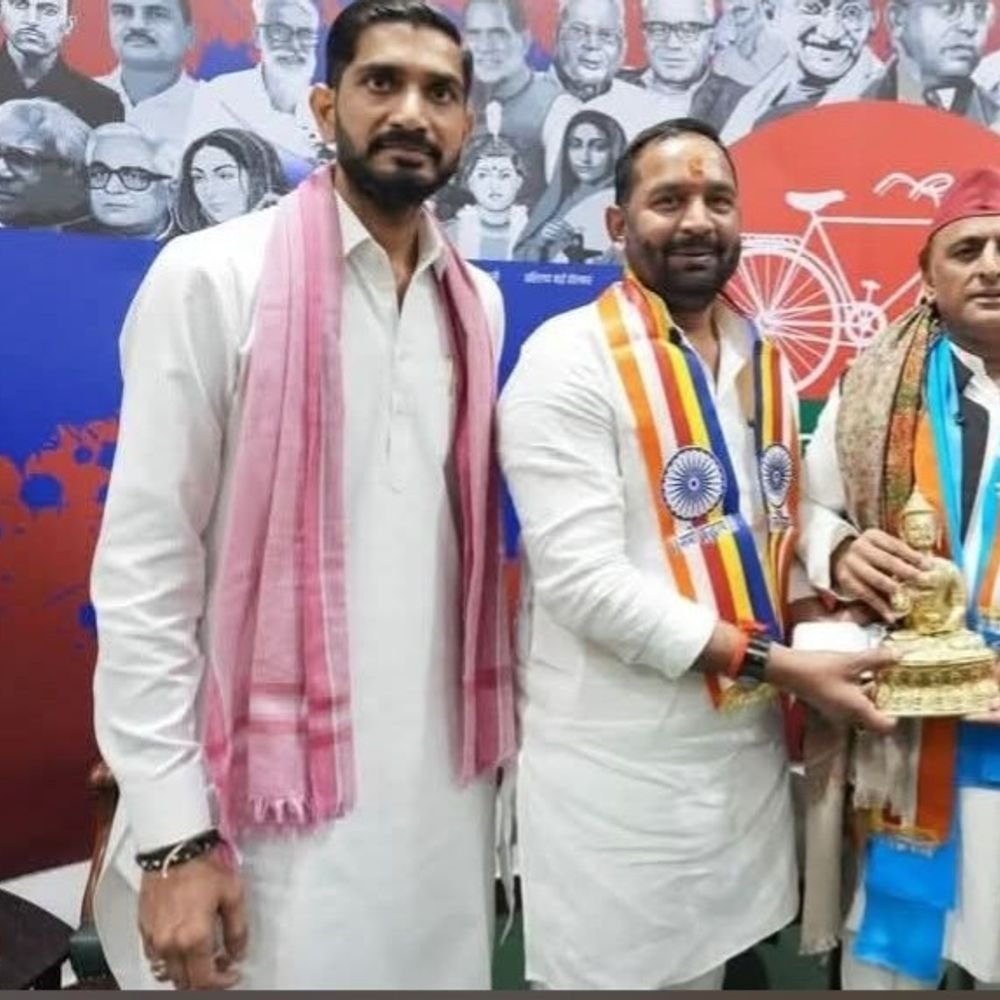 दोपहर सपा ज्वाइन की, शाम को BJP ने सदस्य बनाया:भाजपा कार्यसमीति की लिस्ट में पूर्व विधायक सिनोद शाक्य का नाम आया