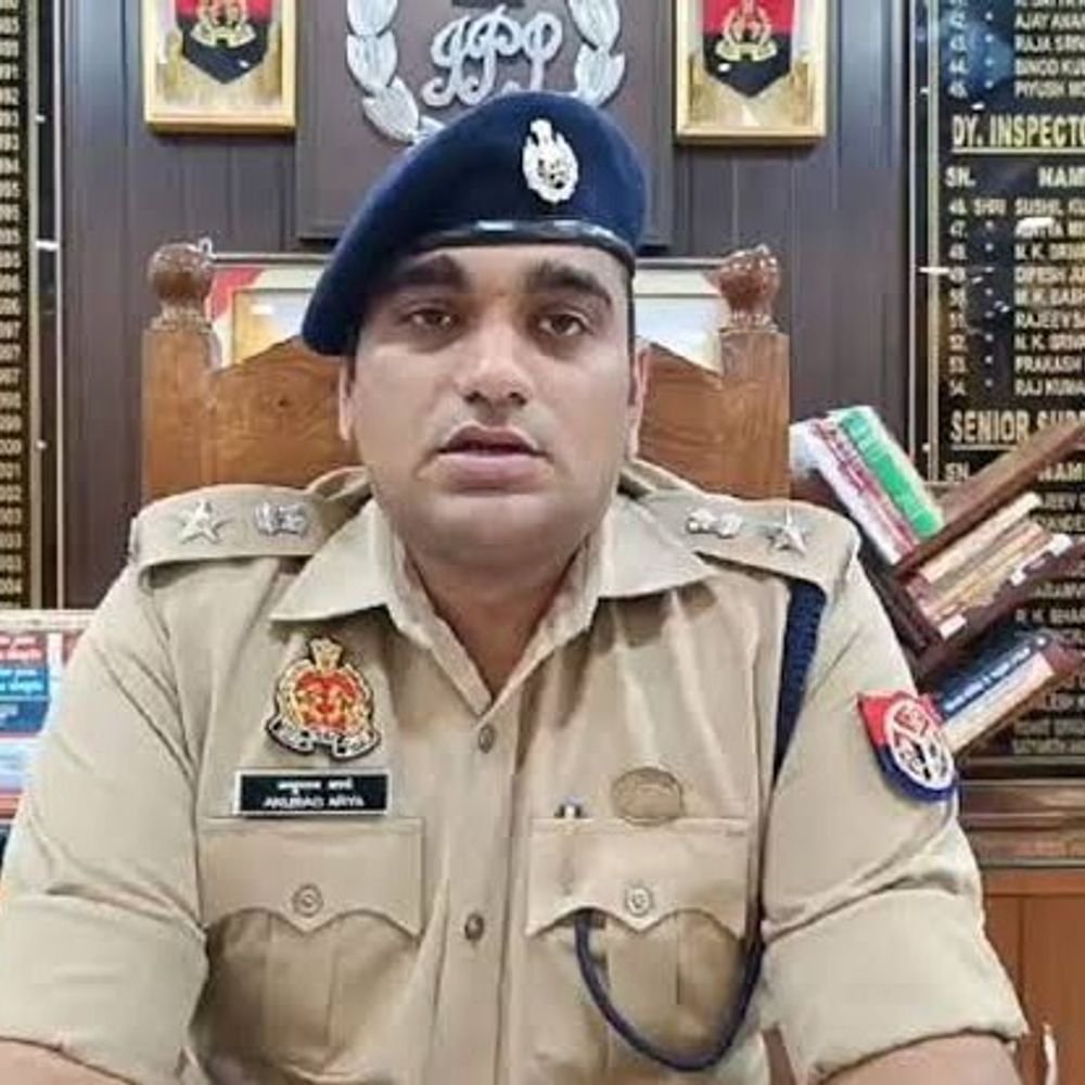 बरेली पुलिस ने 5 गिरोहों के 30 सदस्यों पर गैंगस्टर:गौकशी, तस्करी, छिनैती के आरोपियों पर इज्जतनगर से बारादरी तक कार्रवाई
