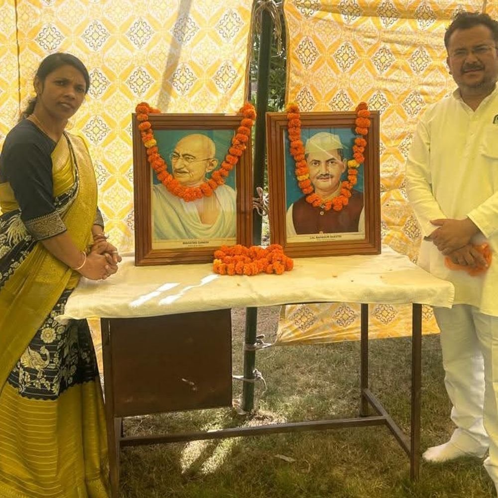 बुढ़ाना के कॉलेज में गांधी-शास्त्री जयंती:विद्यार्थियों को गांधी-शास्त्री के आदर्श अपनाने का संदेश