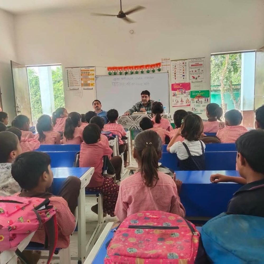 इटावा में जागरूकता कार्यक्रम:घड़ियाल संरक्षण के प्रति जागरूक किया, स्कॉन महासचिव बोले- इसके अस्तित्व पर संकट