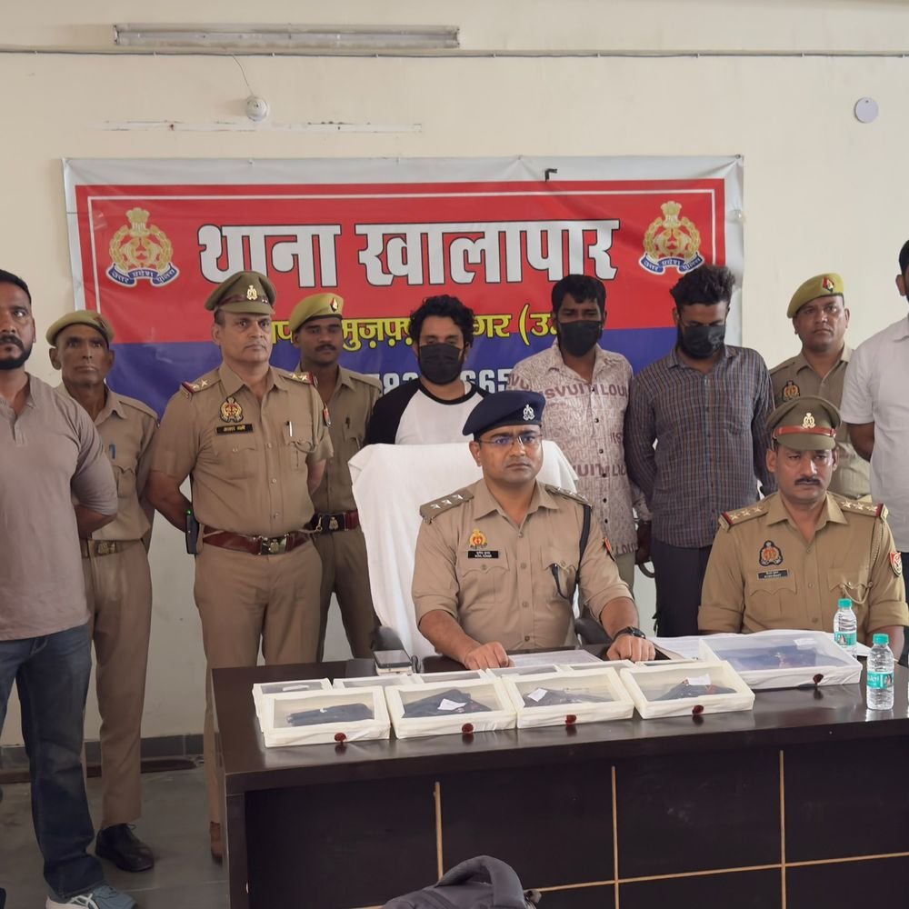 मुजफ्फरनगर में 3 हथियार तस्कर गिरफ्तार:4 पिस्टल, 7 तमंचे और 40 कारतूस बरामद; तीनों पर 28 केस दर्ज