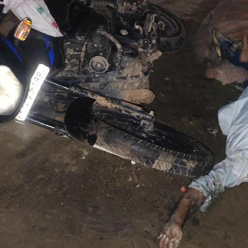 अनियंत्रित बाइक दीवार से टकराई,चालक की मौत:बागपत के सहबानपुर में हुआ हादसा, ललियाना मेले से रागनी कंपटीशन देखकर लौट रहा था