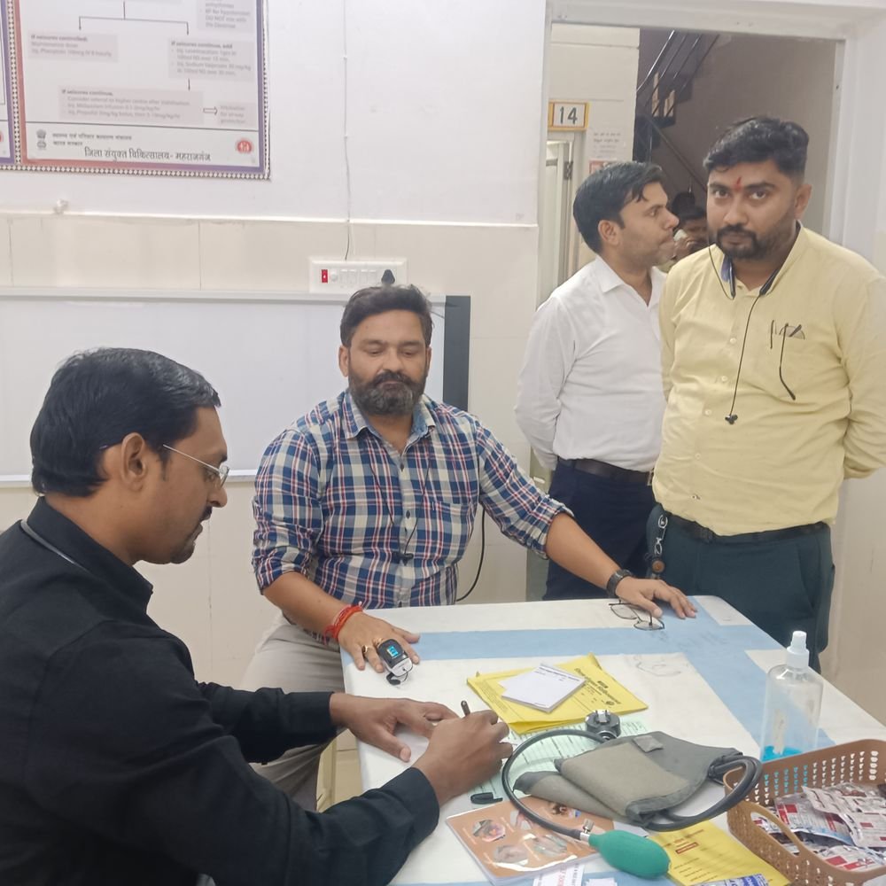 महराजगंज में सांप काटने के मरीजों की संख्या में कमी:डॉक्टर ने दी जानकारी, बरसात में सावधानी बरतने की सलाह