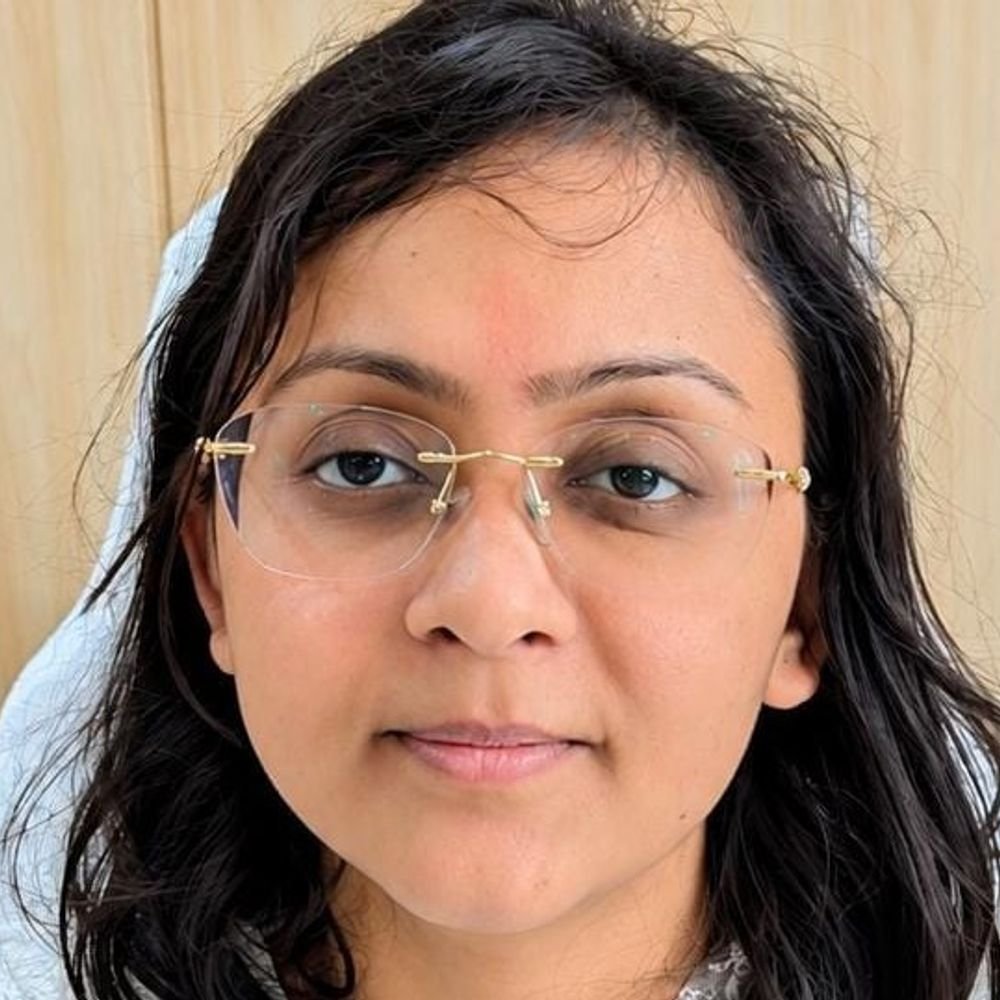 महराजगंज में ग्राम पंचायत अधिकारी निलंबित:आठ पंचायतों में 70.40 लाख रुपए के भुगतान में अनियमितता का आरोप