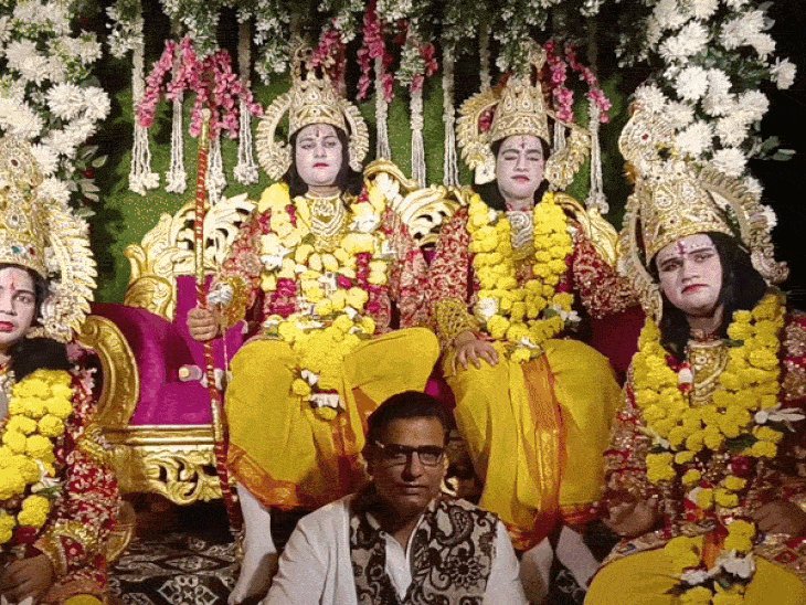झांसी में माता सीता को ब्याहने निकले भगवान राम:बारात में नन्दी पर सवार होकर पहुंचे भगवान शिव-पार्वती, भक्त हनुमान ने किया नृत्य