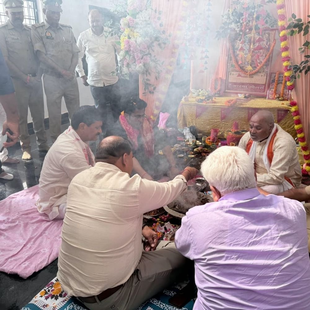 संतकबीरनगर में बेलहरकला थाना भवन का उद्घाटन:चौकी सांथा से नए भवन में शिफ्ट हुआ थाना, नन्दौर चौकी के भवन का भी उद्घाटन