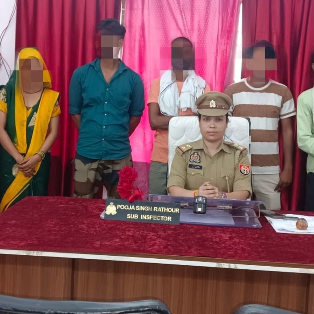 ‘प्रोजेक्ट नई किरण’ से फिर एक हुए 9 परिवार:महिला थाना प्रभारी की अध्यक्षता में हुआ कार्यक्रम, आपसी मतभेद दूर कर मिलाया