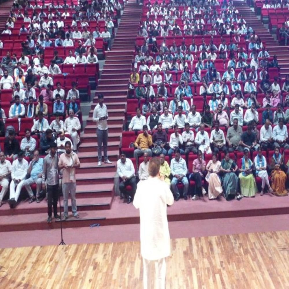 NSUI ने आयोजित किया प्रारंभ 2026:नई पीढ़ी नई सोच छात्र संवाद में शामिल हुए युवा, मथुरा में राष्ट्र निर्माण और छात्र अधिकारों पर हुआ मंथन