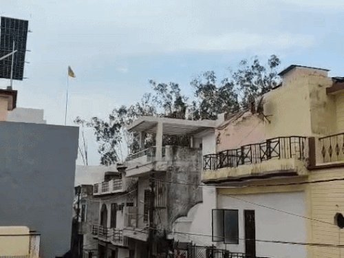 हवा चली तो 24 घंटे में आधा हुआ प्रदूषण:मेरठ में AQI 343 से गिरकर 172 पर पहुंचा, सांस के मरीजों को अब भी परेशानी