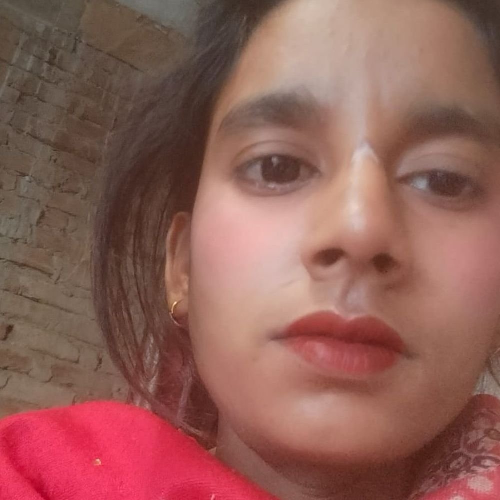 नर्सिंग छात्रा की मौत में पिता-बेटे पर केस:भाई ने दुष्कर्म की कोशिश और धमकी देने का आरोप लगाया;  रेलवे ट्रैक पर शव मिला था