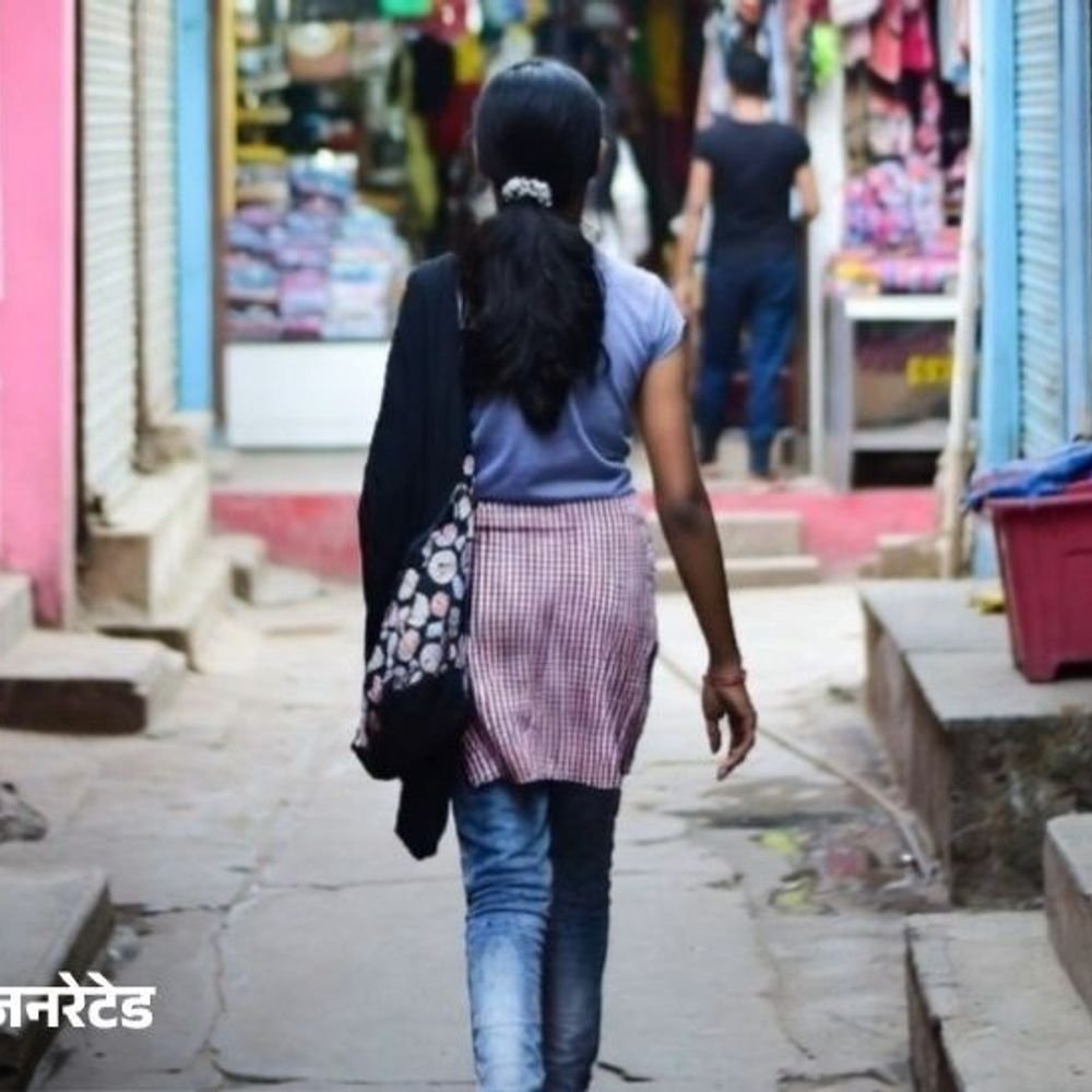 10 हजार का इनामी आरोपी पुलिस की पकड़ से बाहर:कई प्रदेशों में तलाश जारी, कुर्की के बाद भी हाजिर नहीं