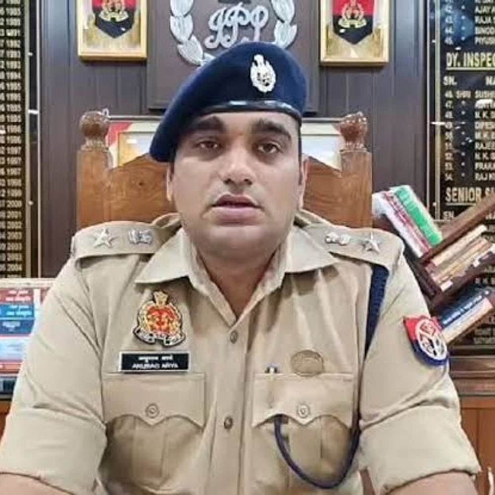 कैब चालक की हत्या में दो आरोपी गिरफ्तार:लापरवाही पर एसएसपी अनुराग आर्य ने चौकी इंचार्ज समेत चार पुलिसकर्मी निलंबित किए