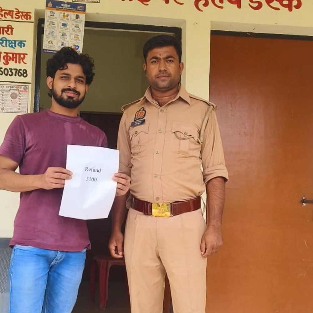 यूपीआई ठगी के शिकार दो लोगों को राहत:साइबर सेल ने 1.01 लाख में से 18,100 रुपये वापस कराए, शेष रकम वापसी की कार्रवाई जारी