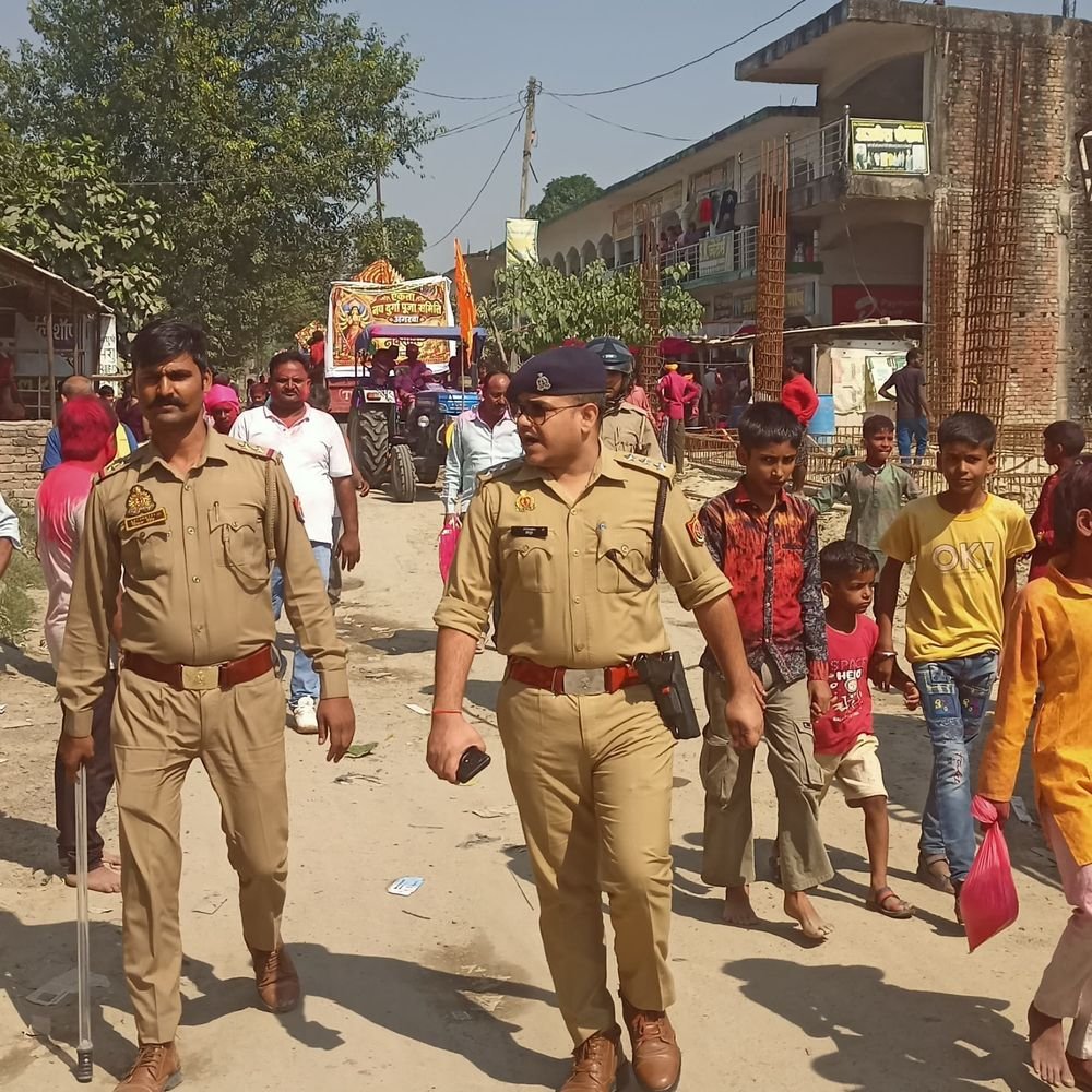 अयोध्या के ग्रामीण इलाकों में दुर्गा प्रतिमा विसर्जन शुरू:घाटों पर सुरक्षा के पुख्ता इंतजाम, मिल्कीपुर, खंडासा, रुदौली में 485 प्रतिमाओं का विसर्जन