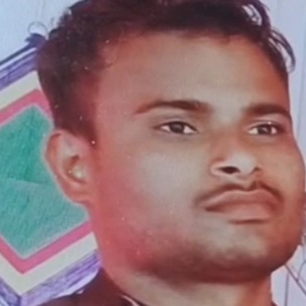 परीक्षा देकर लौट रहे भाई की मौत:पिकअप ने बाइक में मारी टक्कर, शव लाने के लिए पुलिस पर 5 हजार रुपए लेने का आरोप