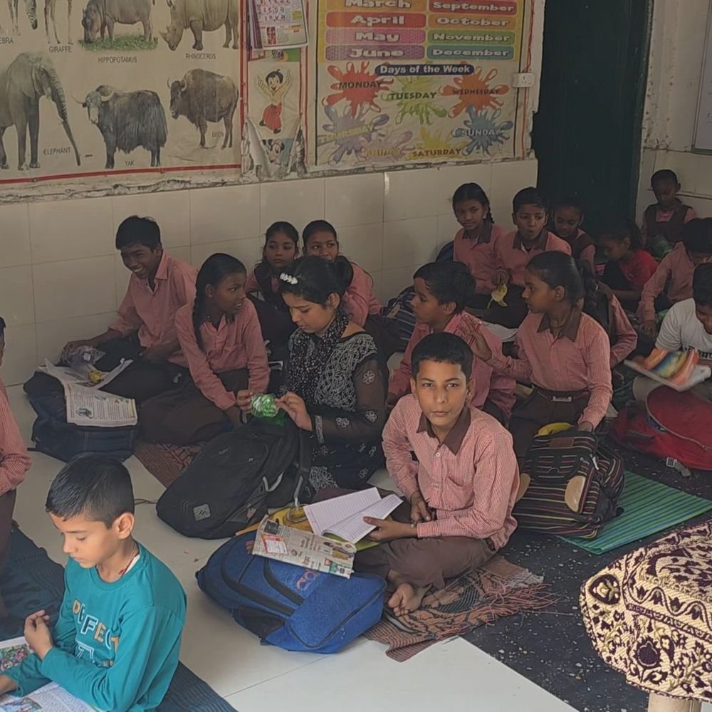 गोंडा में आज पितृ-विसर्जन पर स्कूल बंद:कक्षा 1-8 तक के सभी स्कूलों में अवकाश, टीचर भी रहेंगे छुट्टी पर