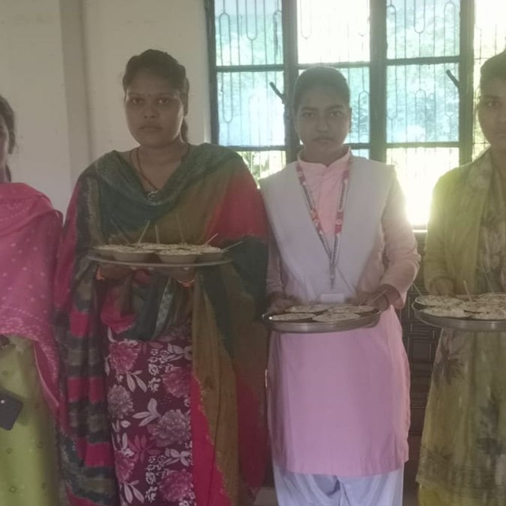 बरडीहा में मार्गदर्शन कार्यक्रम:बीए-एमए गृह विज्ञान की छात्राओं को आंतरिक परीक्षा की तैयारी समझाई