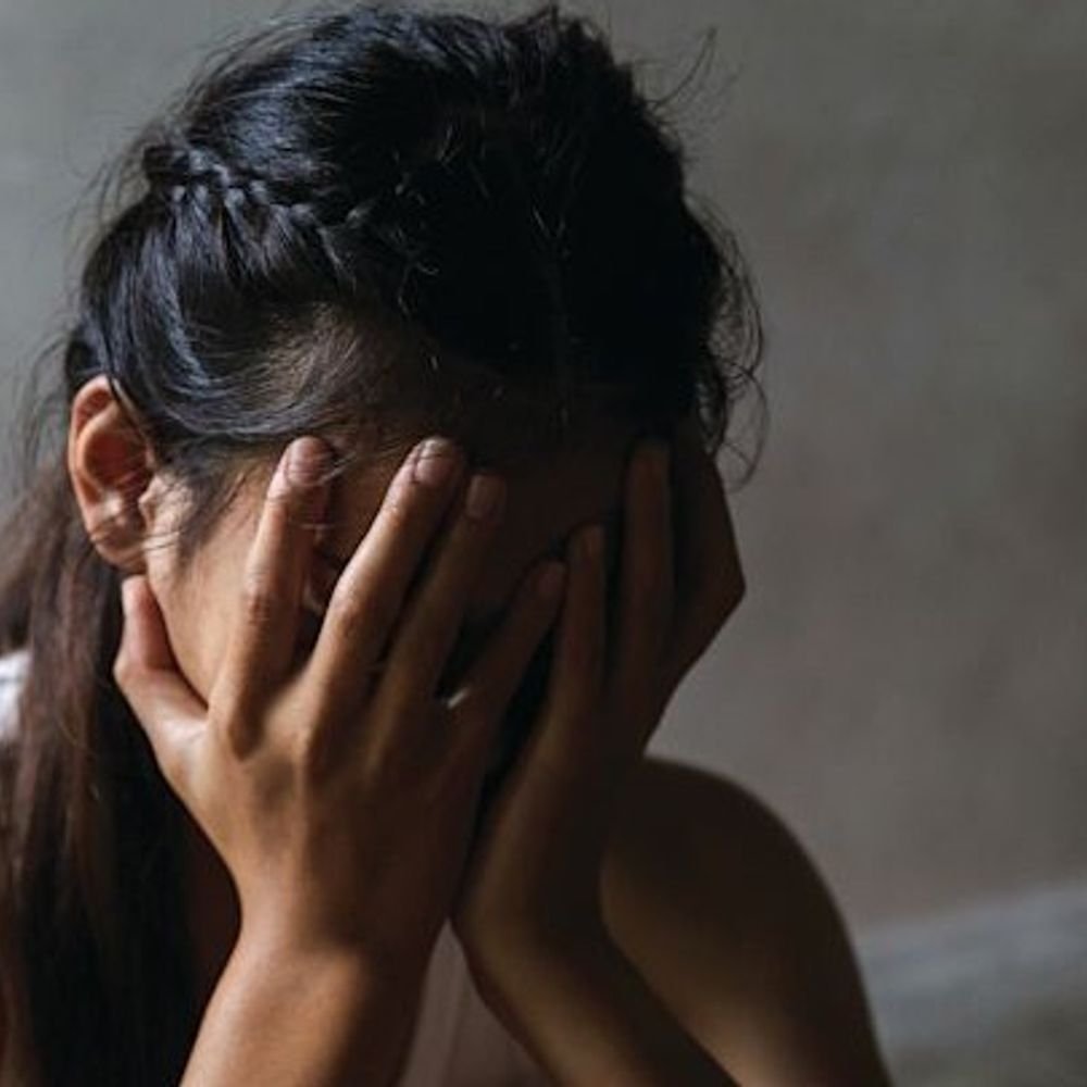मेरठ में 7 साल की बच्ची से रेप की कोशिश:पुलिस ने आरोपी को हिरासत में लेकर छोड़ा, पीड़ित परिवार न्याय के लिए भटक रहा