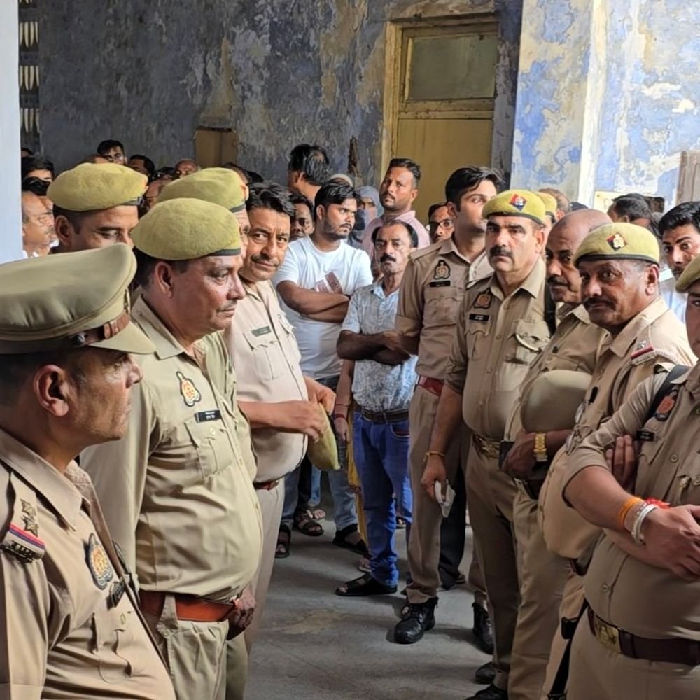 प्रबल हत्याकांड के 7 दोषियों को हाईकोर्ट से मिली जमानत:आजीवन कारावास की सजा के खिलाफ अपील पर हुई सुनवाई, सभी दोषी सेंट्रल जेल बरेली में बंद हैं
