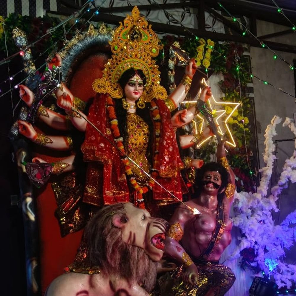 बडनपुर में सजा मां दुर्गा का पंडाल:9 दिनों तक पूजा अर्चना, 19वें दिन भंडारा फिर प्रतिमा विसर्जन होगा