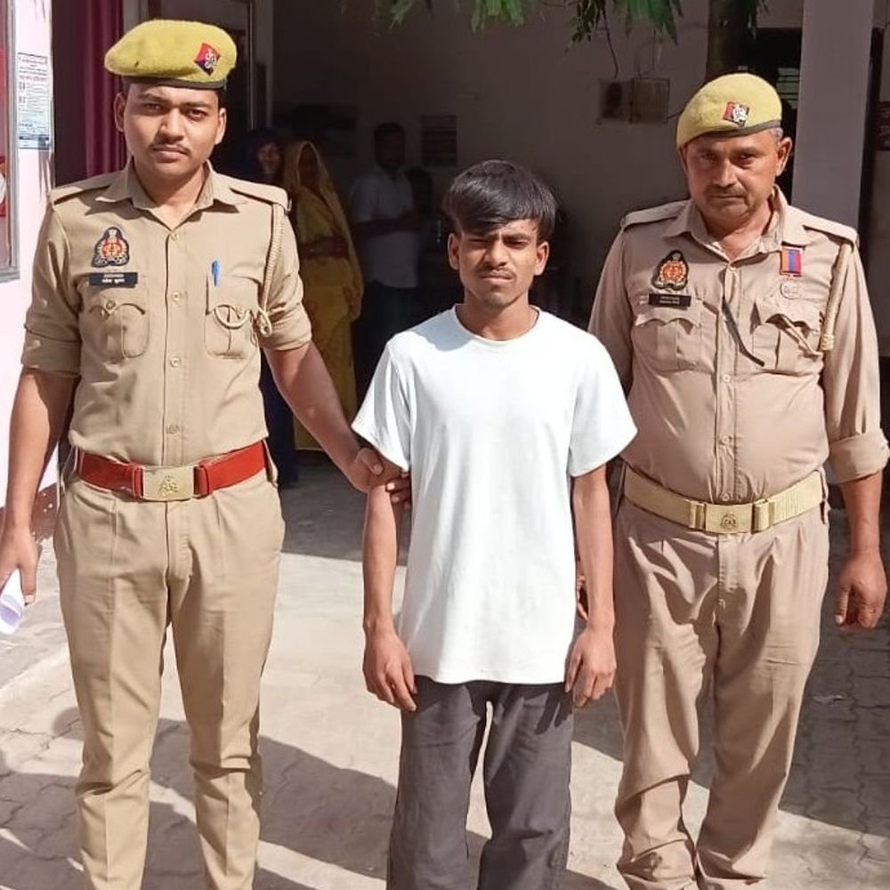 नाबालिगों को बहला-फुसलाकर भगाने वाले 2 आरोपी गिरफ्तार:मिर्जापुर पुलिस ने रविवार को पकड़ा, जेल भेजा गया