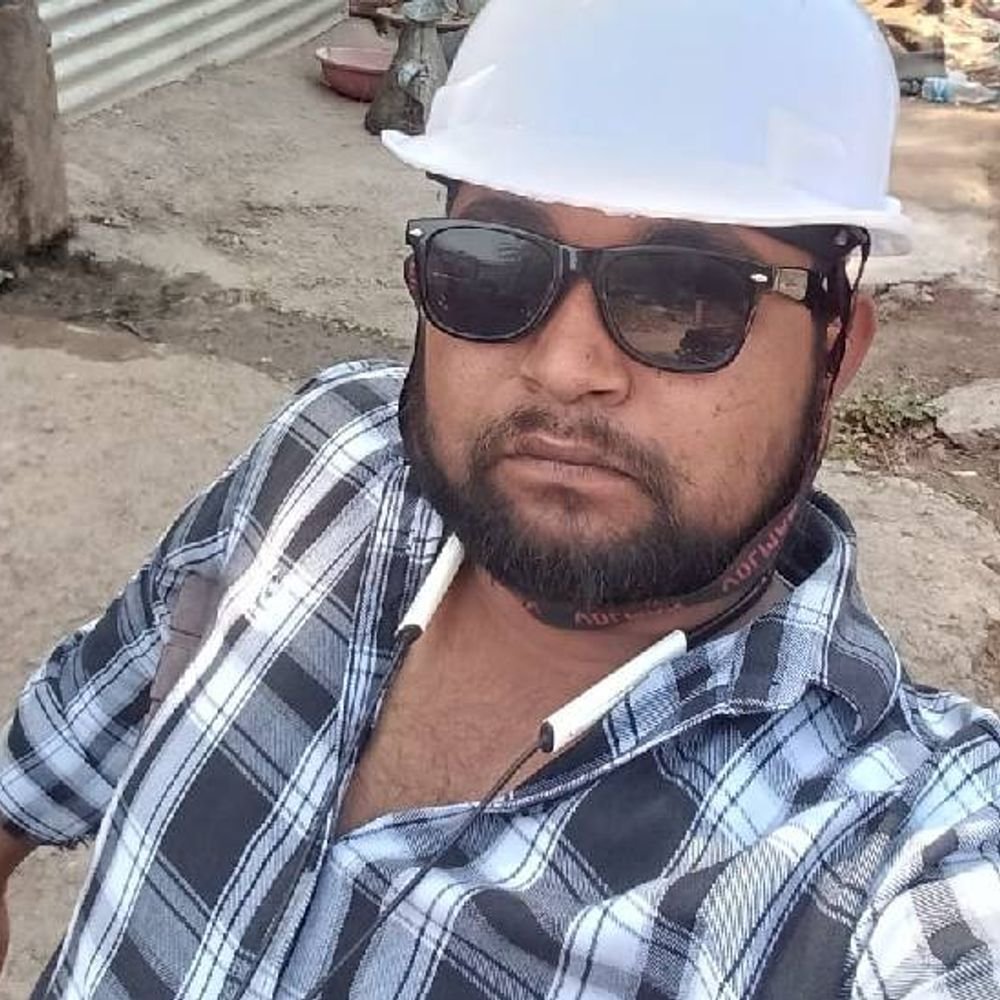 झांसी में सिविल इंजीनियर की मौत:बहन बोली- 3 महीने से सैलेरी नहीं मिली, पापा से खर्चा लेता था, मेंटली टार्चर से जान गई