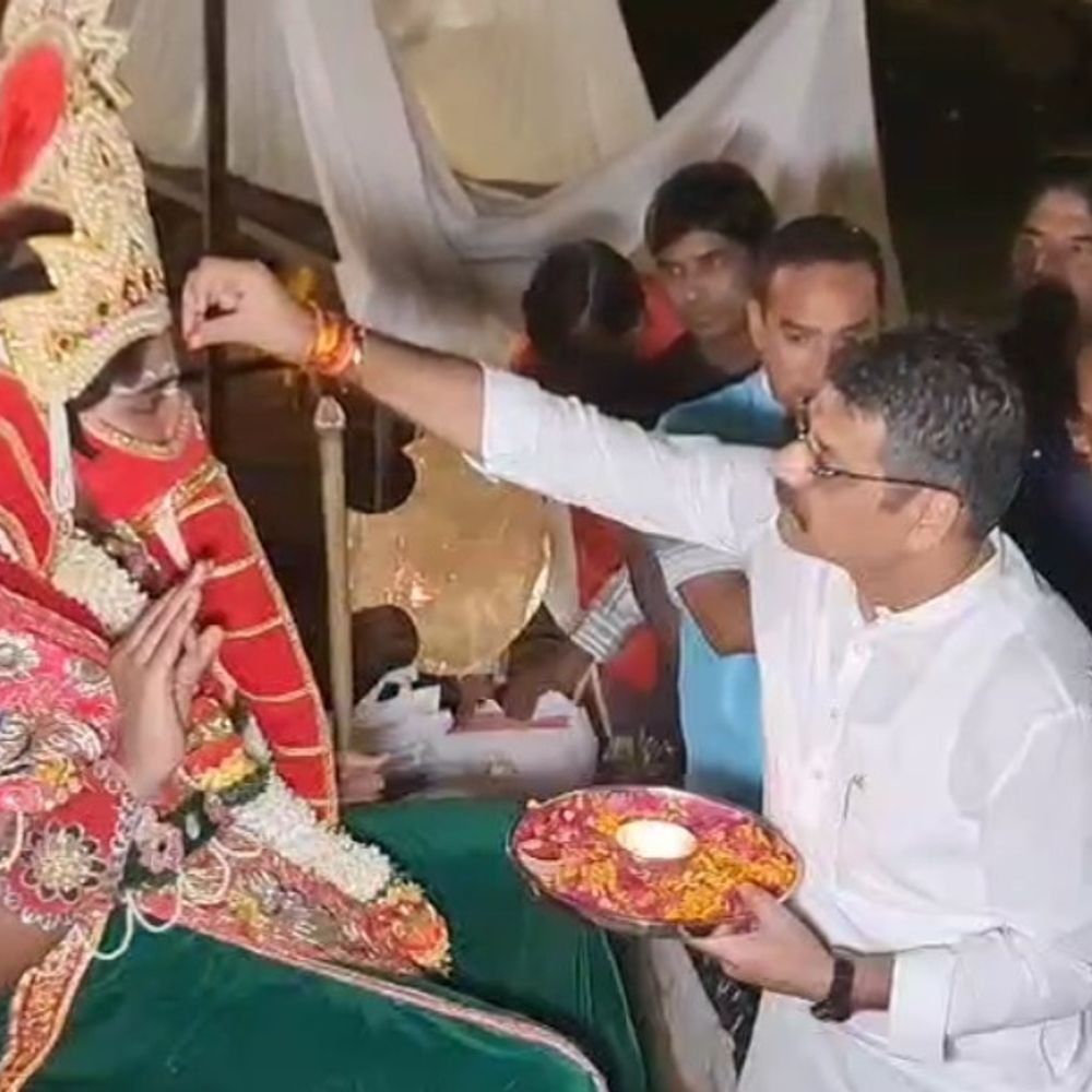 मुरादाबाद में विधायक ने रामलीला का शुभारंभ किया:बारिश के कारण पहले दिन मंचन नहीं हुआ, गणेश पूजन और आरती से शुरुआत हुई