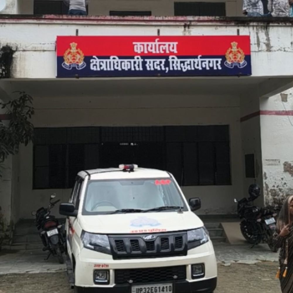 सिद्धार्थनगर में रुपए के लेनदेन पर मारपीट:4 लोग घायल, रोहित की शिकायत पर 3 पर केस दर्ज, जान से मारने की धमकी का आरोप