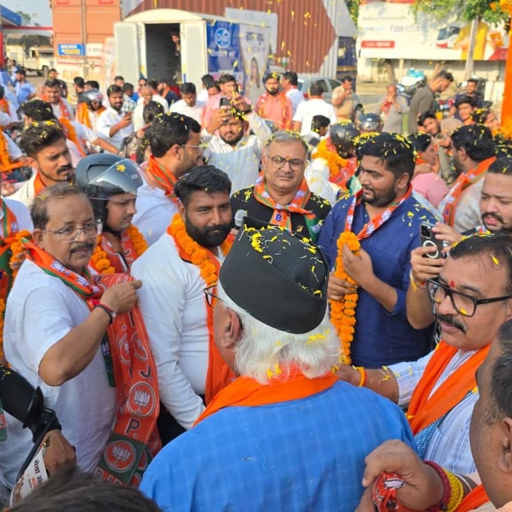 सेवा संकल्प यात्रा का लखनऊ में भव्य स्वागत:भाजपा महानगर अध्यक्ष आनंद द्विवेदी ने कहा- 17 सितंबर से 17 अक्टूबर तक सेवा से जुड़े कई कार्यक्रम