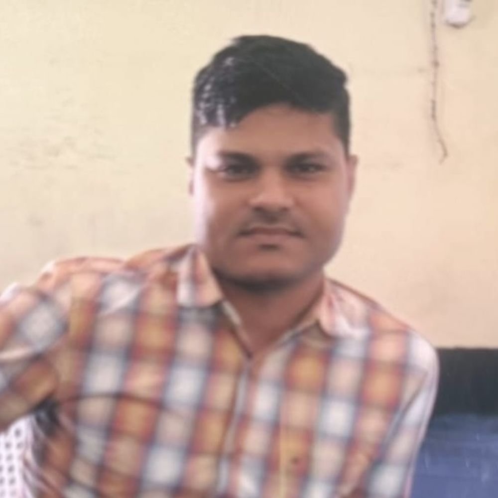 अपनी जांच खुद करने वाले लेखपाल को एक्स्ट्रा चार्ज:मुरादाबाद कमिश्नर ने दिए थे जांच के आदेश; सरकारी भूमि पर कब्जा कराने का है आरोप