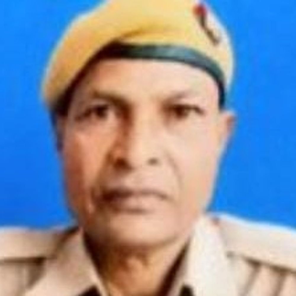 ड्यूटी के दौरान सांप काटने से होमगार्ड की मौत:प्रतापगढ़ में कस्तूरबा गांधी आवासीय विद्यालय में तैनात थे, इलाज के दौरान तोड़ा दम