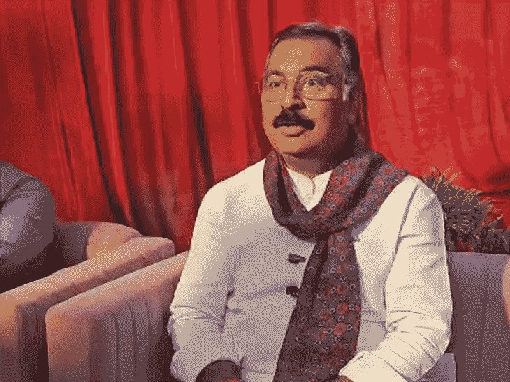 संजयन ने प्रेस कांफ्रेंस कर ध्रुव पर साधा निशाना:बोले- शिक्षक वर्ग काफी नाराज, उनके नामांकन में नाताओं की भीड़ रही